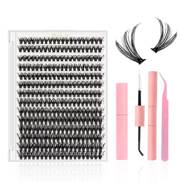 Step-by-step application of DIY eyelash extensions using the 30D/40D volume lash kit.